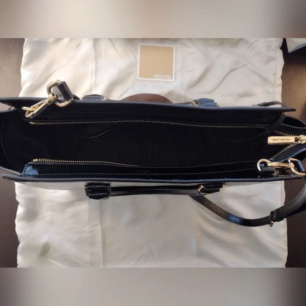 Michael Kors Selma Satchel Patent Leather Black Crossbody Bag - Picture 10 of 12